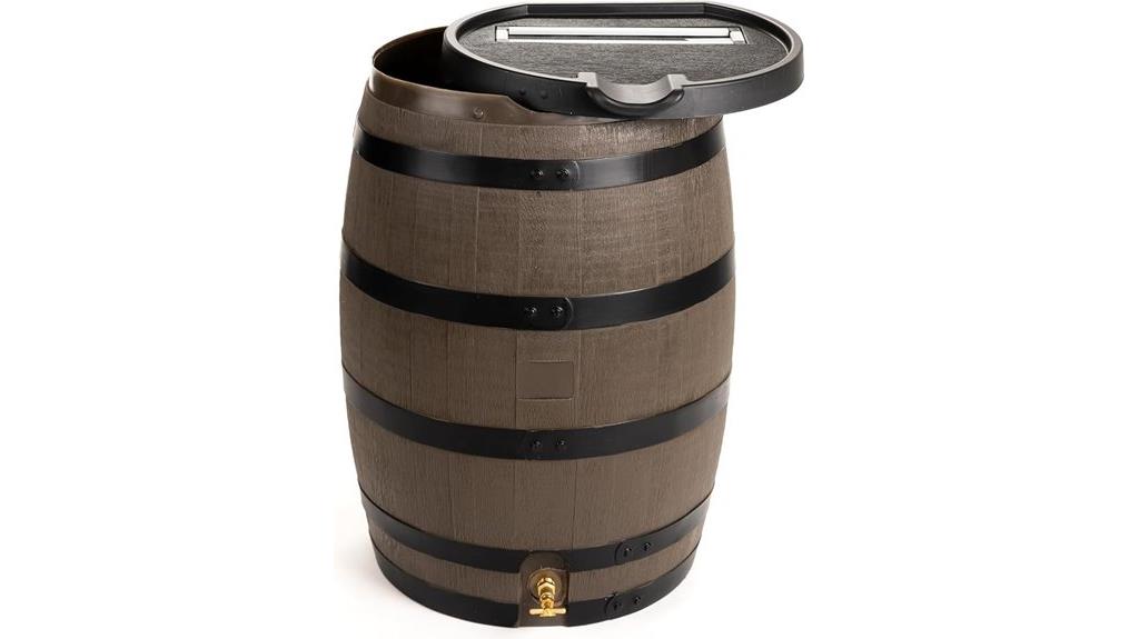 rain barrel with lid