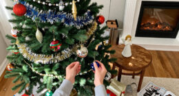 11 Vintage Christmas Decorations That Deserve To Make A Comeback
